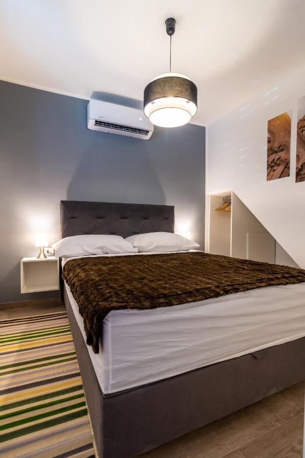 The One Apartman *
